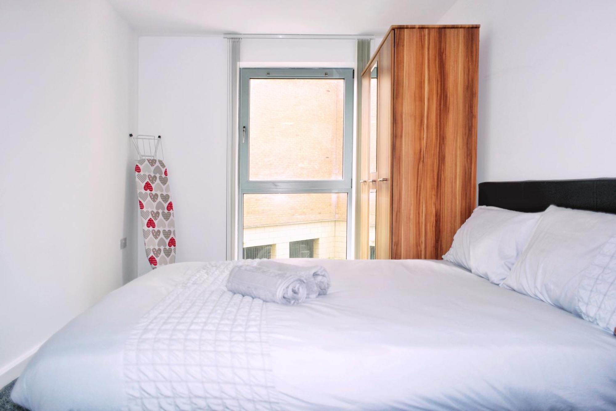 2 Bed Ensuite With Balcony And Free Onsite Secure Parking Manchester Exteriör bild