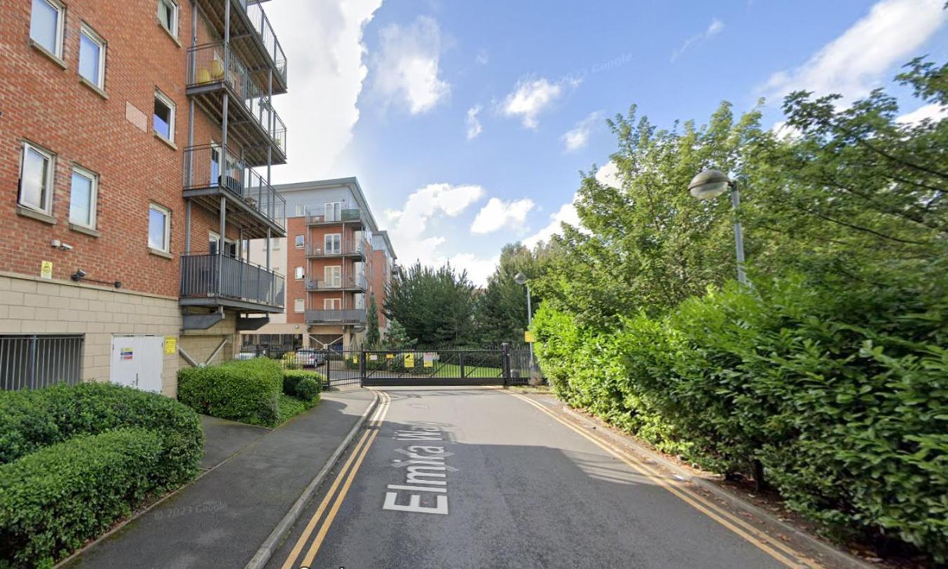 2 Bed Ensuite With Balcony And Free Onsite Secure Parking Manchester Exteriör bild
